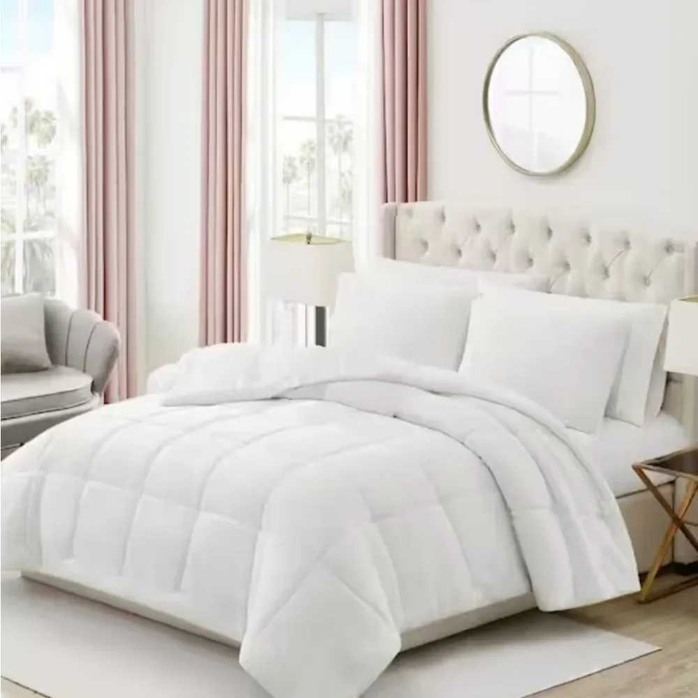Juicy Couture Plush Velour 4-PC King Bed Set- White/Pink